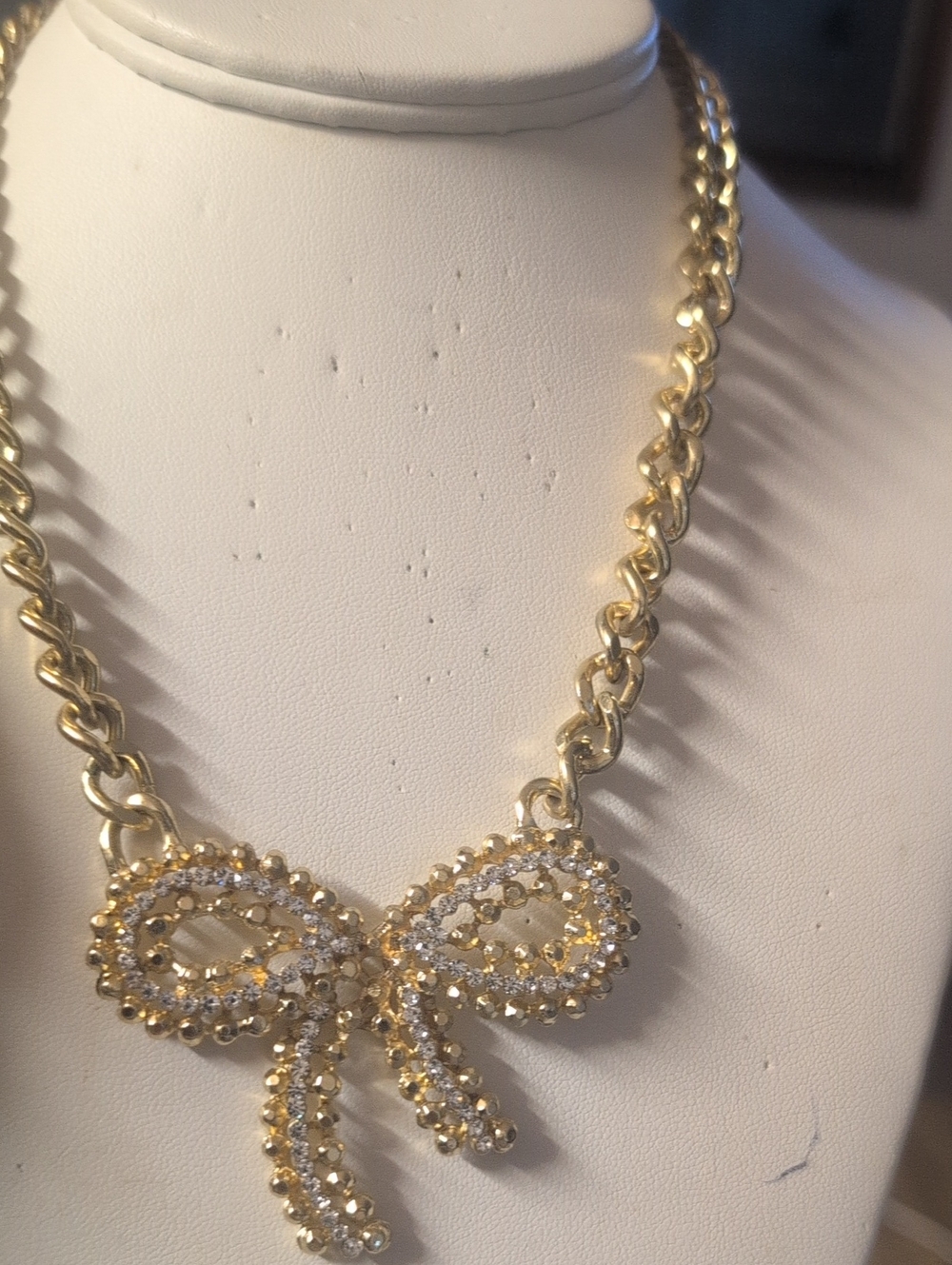 Y2K Chunky Gold Tone Bow Statement Necklace W Crystals